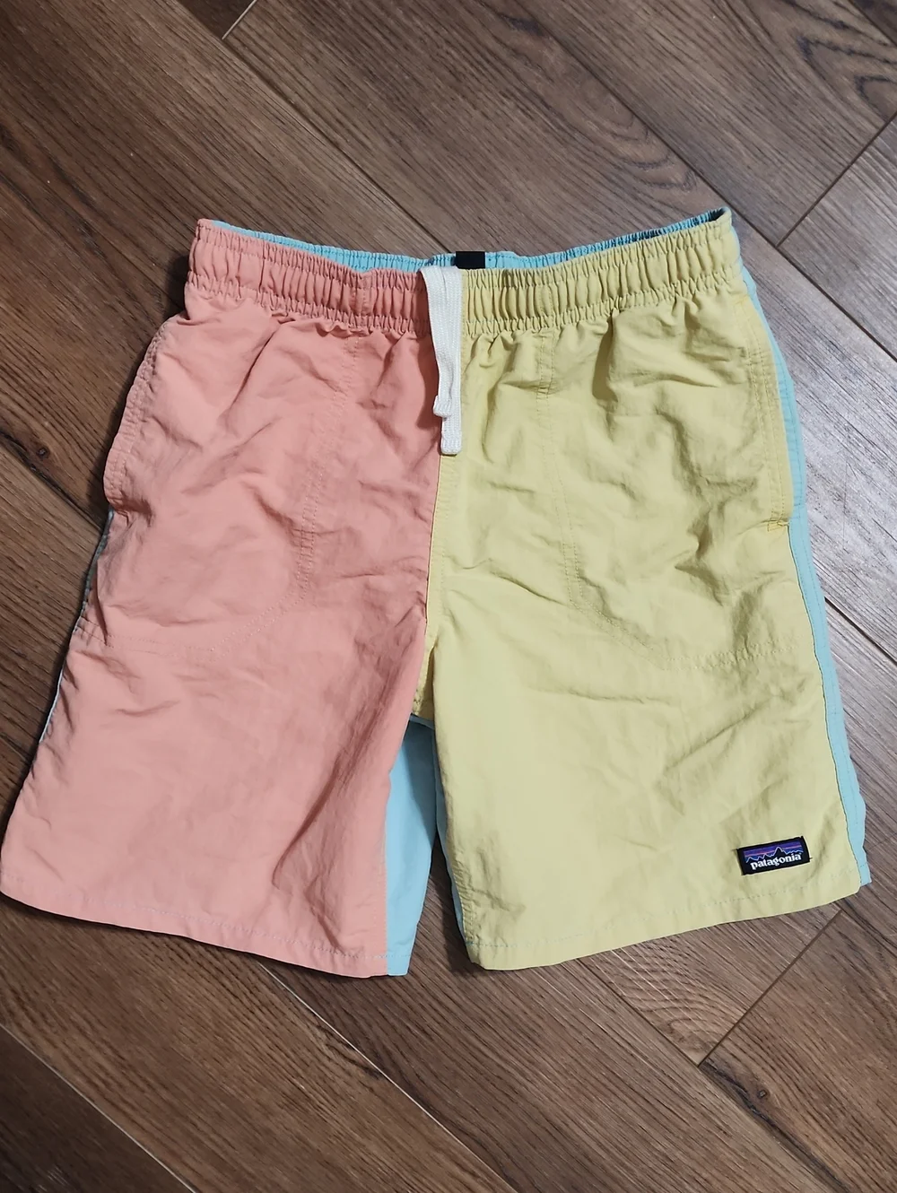 Patagonia Boys Swim Shorts Size L